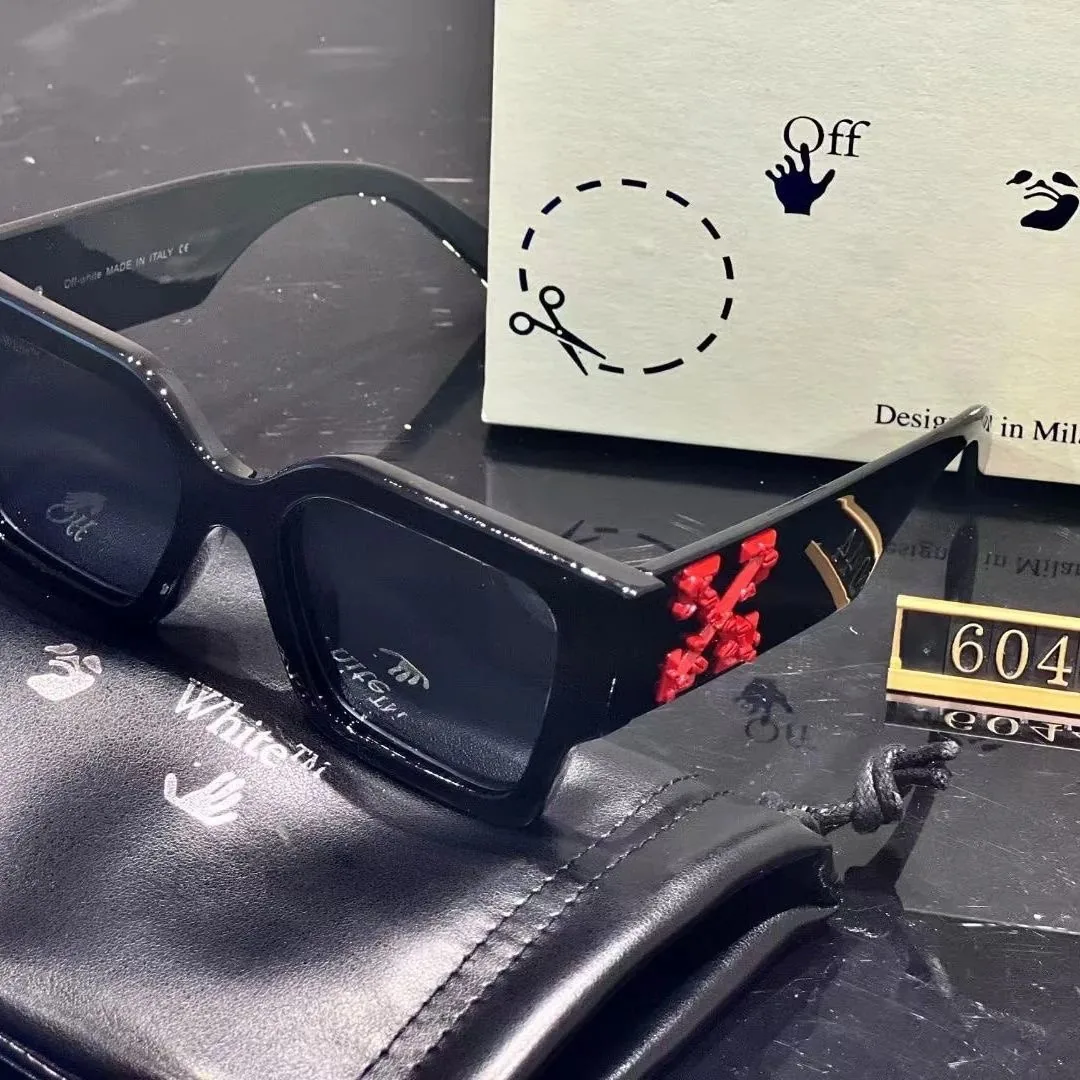 Seller listing image for Thick square-frame eyewear