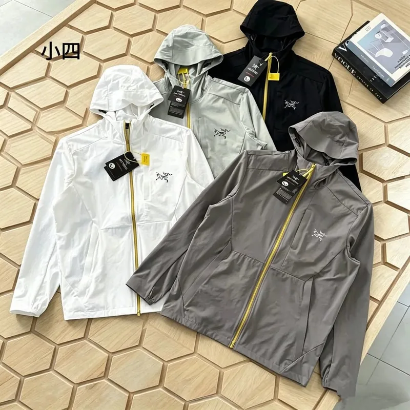 Seller listing photo for Colour-block unisex shell