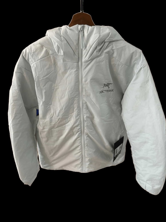 Seller listing photo for Lightweight hooded jacket