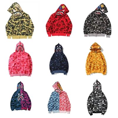 Seller listing image for Printed camo hooded jacket