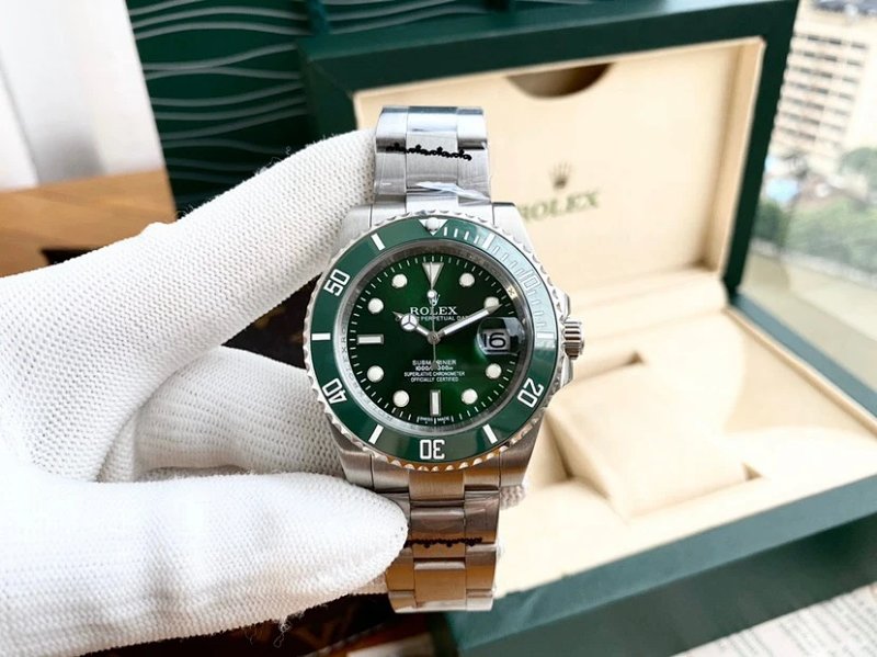 Stored item-linked frame for Ceramic Submariner 40 mm