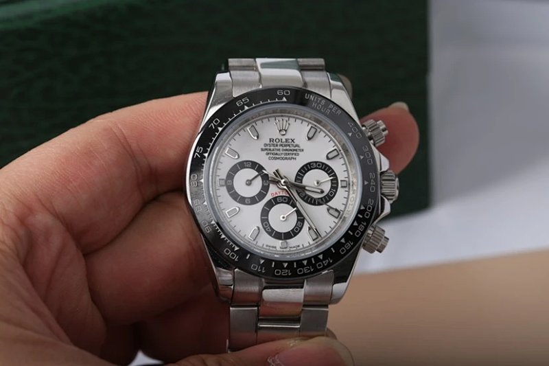 Stored item-linked frame for Steel-bracelet Submariner 40 mm