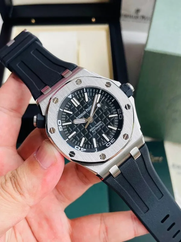 Seller listing image for Royal Oak Offshore-style · 42 mm